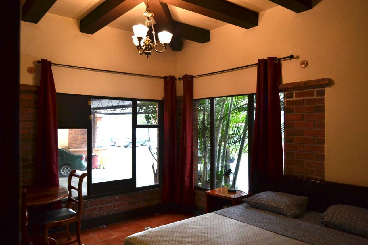 Hotel Columbus San Jose  Bagian luar foto